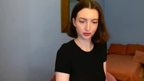 Snapshot of sweet_baby_miranda_ chatting on 12/08/24, 11:19 Miranda online show from 12/08/24, 11:19