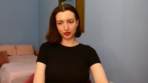 Snapshot of sweet_baby_miranda_ chatting on 12/20/24, 12:41 Miranda online show from 12/20/24, 12:41