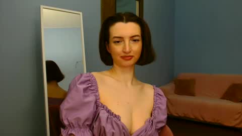 Snapshot of sweet_baby_miranda_ chatting on 01/14/25, 03:11 Miranda online show from 01/14/25, 03:11
