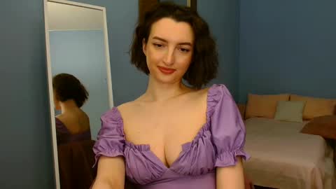 Snapshot of sweet_baby_miranda_ chatting on 01/24/25, 11:56 Miranda online show from 01/24/25, 11:56