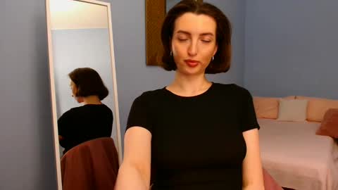 Snapshot of sweet_baby_miranda_ chatting on 01/27/25, 11:22 Miranda online show from 01/27/25, 11:22