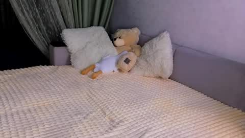 Alice online show from 01/17/26, 04:43