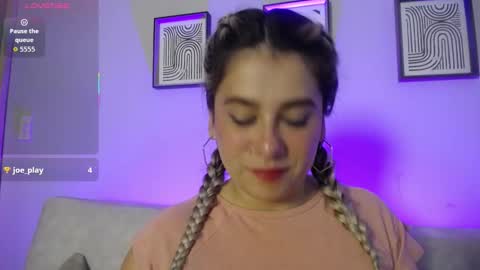 Bella Valery online show from 11/04/25, 11:26