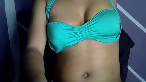 Snapshot of sweet_berry31 chatting on 09/20/25, 12:06 baby girl online show from 09/20/25, 12:06