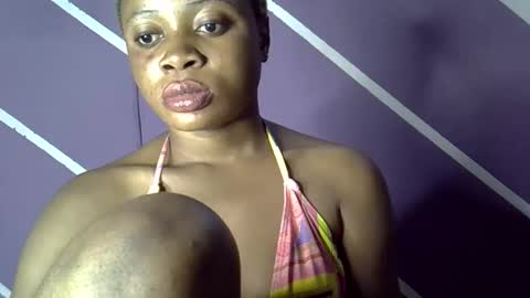 Snapshot of sweet_berry31 chatting on 10/01/25, 02:17 baby girl online show from 10/01/25, 02:17