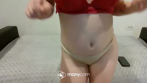 Snapshot of sweet_bluegirl chatting on 02/17/25, 10:47 Sweet bluegirl online show from 02/17/25, 10:47