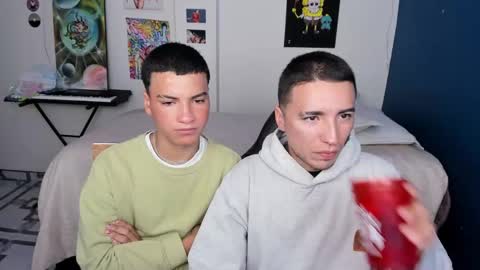 Snapshot of sweet_boys_xx chatting on 12/12/24, 01:28 CristianBrayan PVT OPEN online show from 12/12/24, 01:28