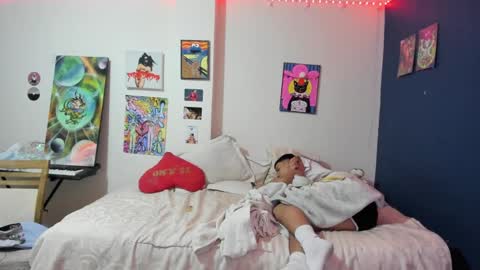 Snapshot of sweet_boys_xx chatting on 01/09/25, 09:47 CristianBrayan PVT OPEN online show from 01/09/25, 09:47