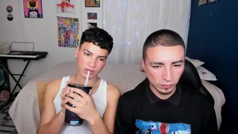 Snapshot of sweet_boys_xx chatting on 02/21/25, 04:29 CristianBrayan PVT OPEN online show from 02/21/25, 04:29