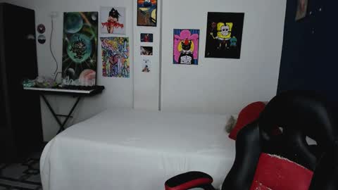 Snapshot of sweet_boys_xx chatting on 10/22/25, 12:16 CristianBrayan PVT OPEN online show from 10/22/25, 12:16