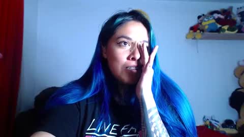 Snapshot of sweet_bubblee chatting on 11/21/25, 02:10 Bubbles online show from 11/21/25, 02:10