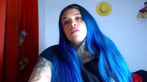 Snapshot of sweet_bubblee chatting on 12/02/25, 02:28 Bubbles online show from 12/02/25, 02:28