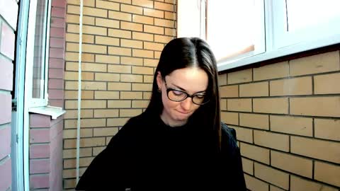 Christina online show from 04/22/26, 09:55