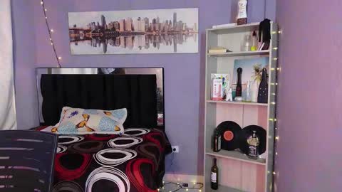 Candy online show from 11/19/25, 03:23