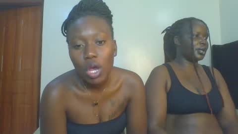 Camila online show from 10/21/25, 10:10