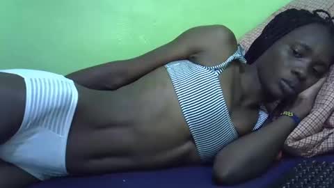 sweet_candie01 online show from 10/07/25, 06:21