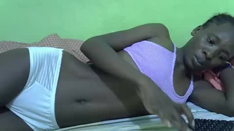 sweet_candie01 online show from 12/14/25, 11:42