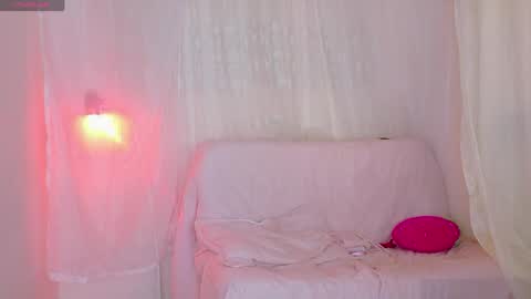 camil online show from 04/20/26, 01:47