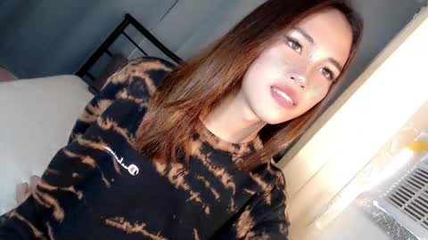 sweet_cassy12 online show from 05/11/26, 05:35