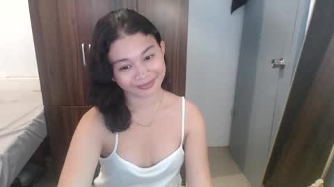 Snapshot of sweet_cassyxx chatting on 12/16/25, 07:13 sweet_cassyxx online show from 12/16/25, 07:13