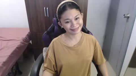 sweet_cassyxx online show from 02/09/26, 03:27