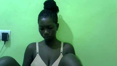 sweet_cherie1 online show from 02/03/26, 04:10
