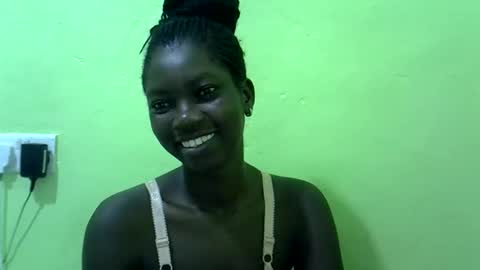 sweet_cherie1 online show from 02/22/26, 04:46