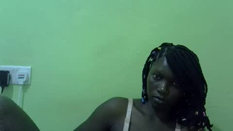 sweet_cherie1 online show from 04/30/26, 04:13