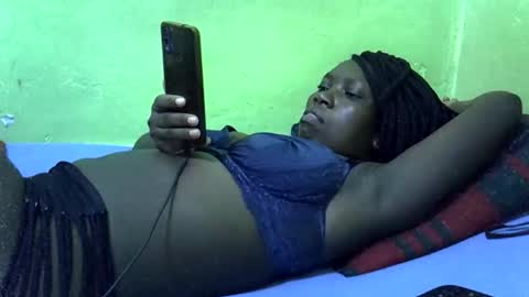 sweet_cherie1 online show from 05/25/26, 06:36