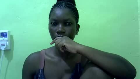 sweet_cherie1 online show from 06/08/26, 05:08