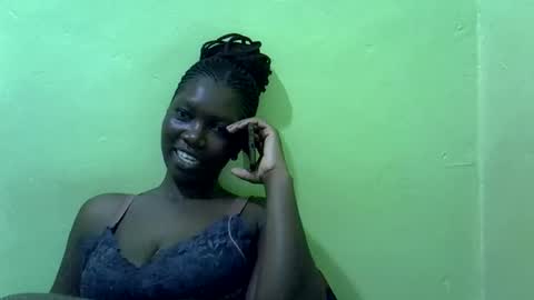 sweet_cherie1 online show from 06/09/26, 06:52