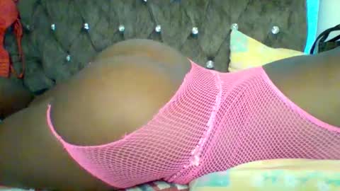 Snapshot of sweet_cherry007 chatting on 10/14/25, 05:03 sweet_cherry007 online show from 10/14/25, 05:03