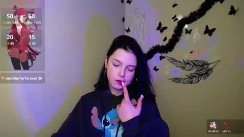 Snapshot of sweet_cherryg chatting on 02/14/25, 05:36 Ivy online show from 02/14/25, 05:36