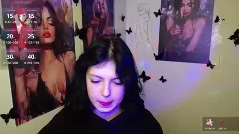 Snapshot of sweet_cherryg chatting on 03/12/25, 04:13 Ivy online show from 03/12/25, 04:13