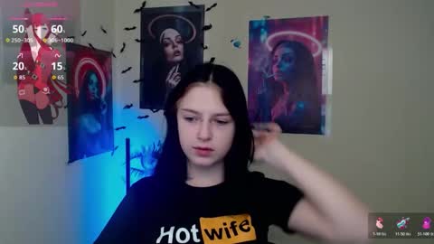 Ivy online show from 11/24/25, 07:08