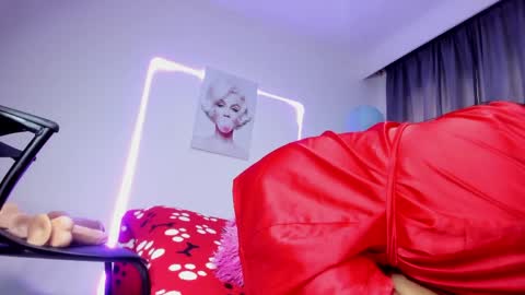 Canela online show from 04/18/26, 07:07