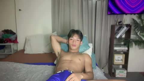 CLARENCE online show from 06/19/26, 06:12