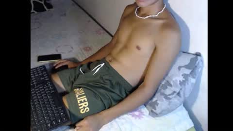Snapshot of sweet_cummer00 chatting on 10/20/25, 07:03 sweet_cummer00 online show from 10/20/25, 07:03
