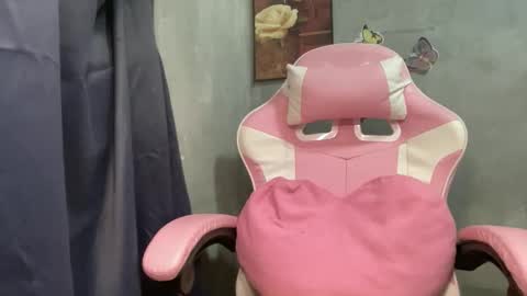 Daisy online show from 02/18/26, 01:29