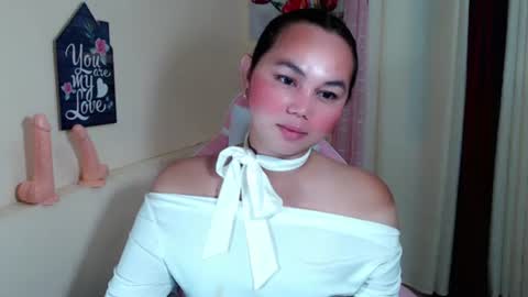 Snapshot of sweet_danicaa chatting on 07/25/26, 06:49 danice online show from 07/25/26, 06:49