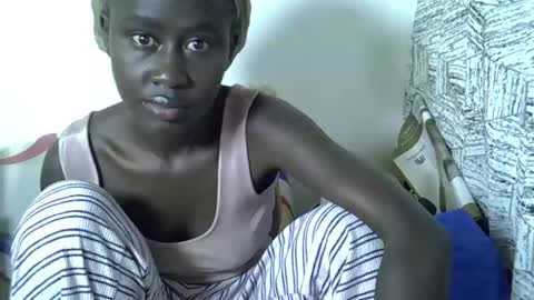 Snapshot of sweet_diva19 chatting on 05/10/26, 07:19 sweet_diva19 online show from 05/10/26, 07:19