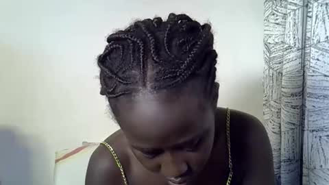 Snapshot of sweet_diva19 chatting on 05/25/26, 09:43 sweet_diva19 online show from 05/25/26, 09:43