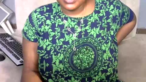 Snapshot of sweet_ebonyi chatting on 01/27/25, 06:41 sweet_ebonyi online show from 01/27/25, 06:41