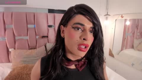 sweet_eliizabeth online show from 10/28/25, 11:58