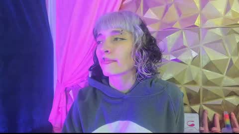  emmili  online show from 12/23/24, 12:08