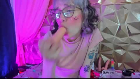  emmili  online show from 01/16/25, 03:13