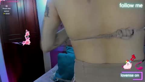 Snapshot of sweet_emmili chatting on 02/04/26, 12:00 emmili online show from 02/04/26, 12:00