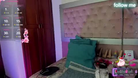  emmili  online show from 03/26/26, 12:22