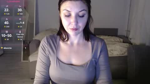 sweet_foxxy online show from 02/15/26, 08:38