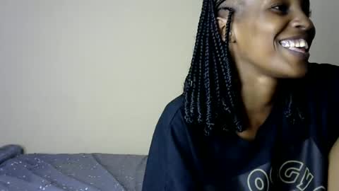 sweet_freaky online show from 06/23/26, 03:43